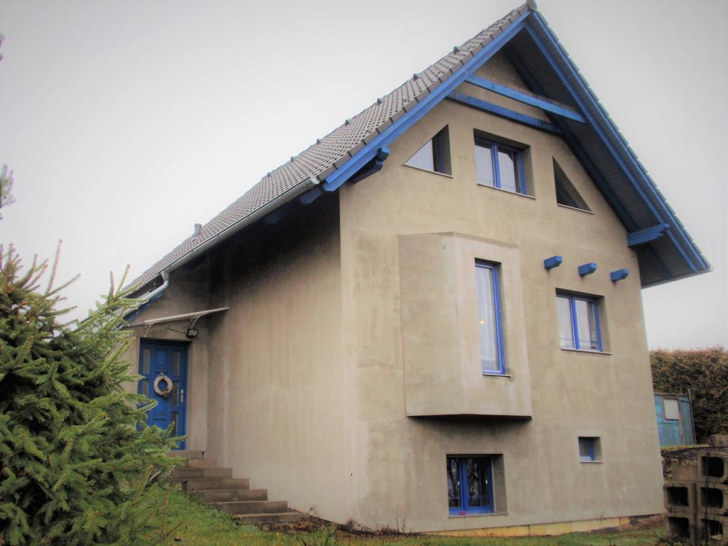 Chata u rybníka Msecke Zehrovice Exterior foto